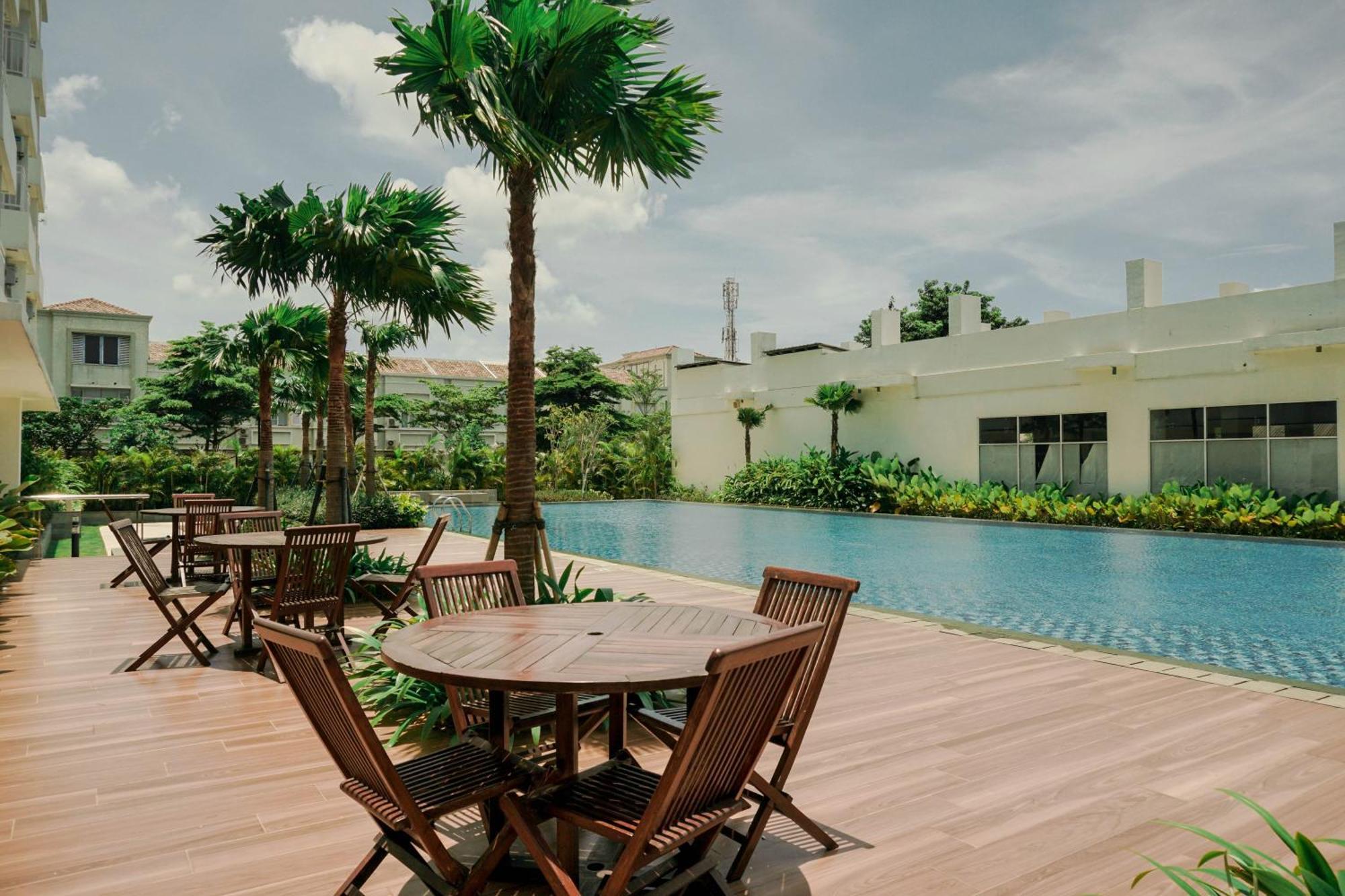 Appartement And Homey 2br At Citra Living By Travelio